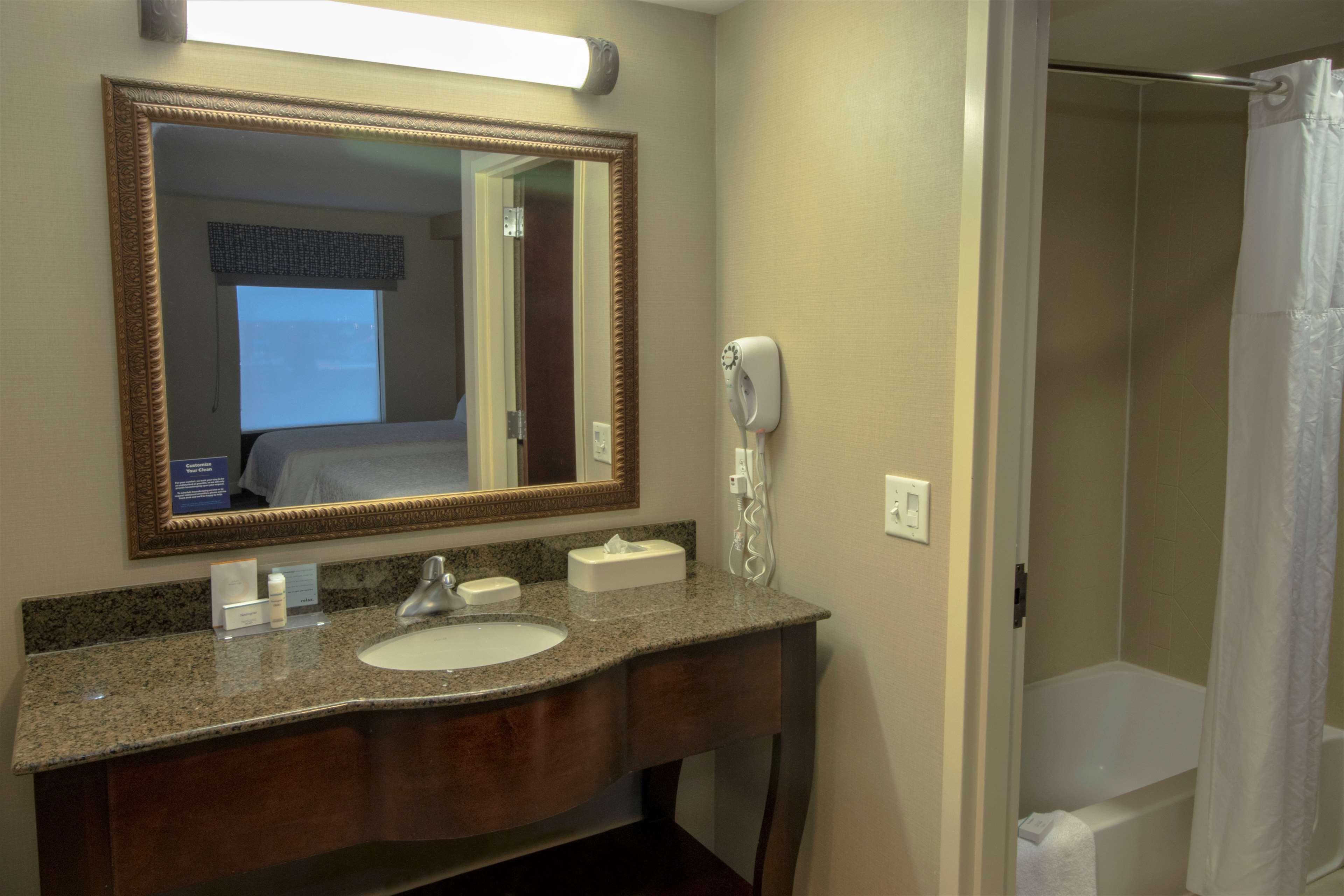 Hampton Inn & Suites Chesapeake-Battlefield Boulevard Extérieur photo